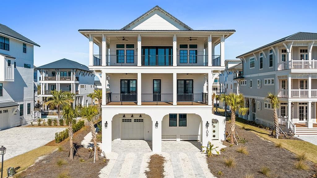 109 Dunes Dr Mexico Beach, FL 32456, 32456
