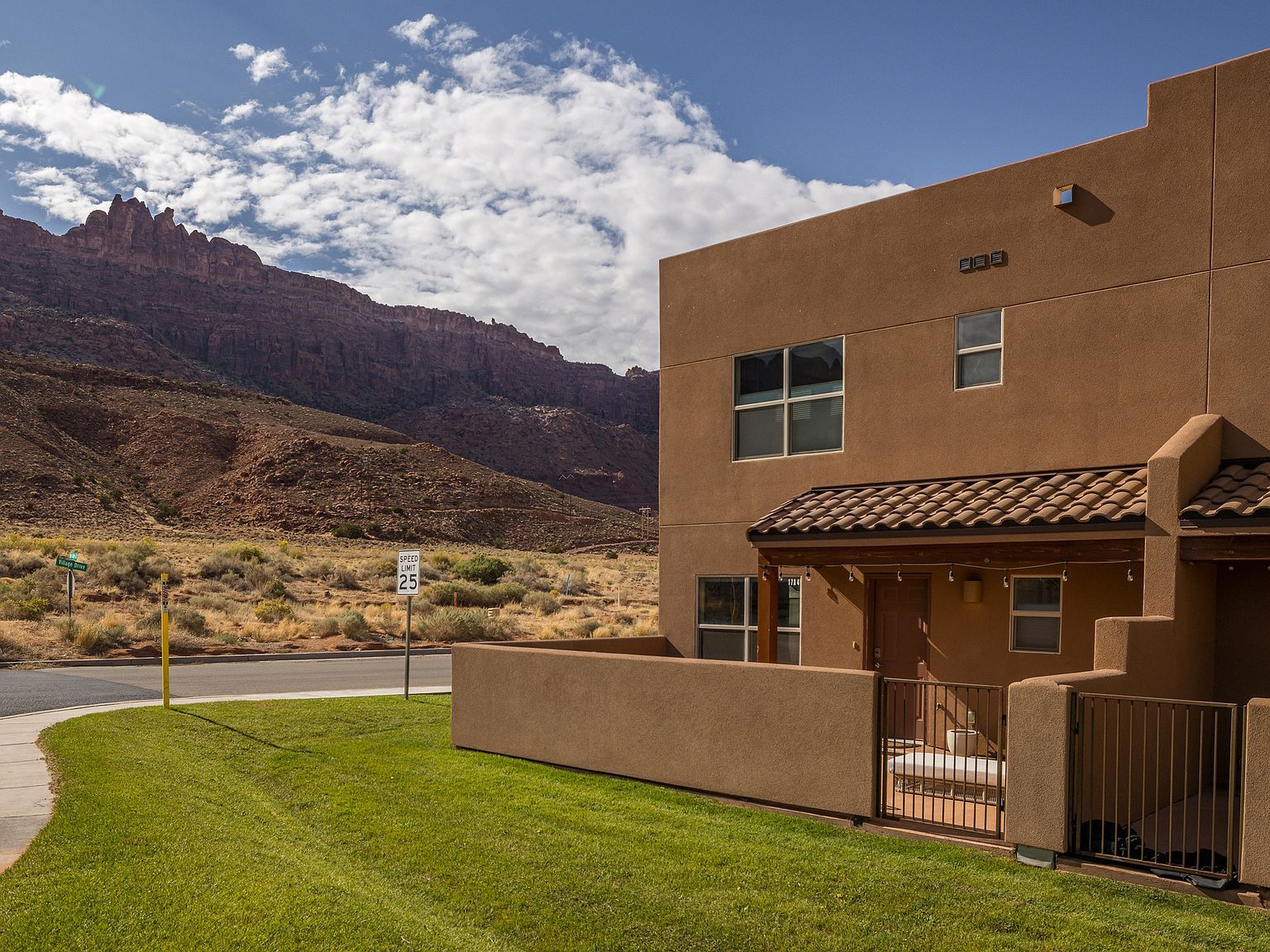 3853 Red Valley Cir #17A4 Moab, UT 84532 - Thumbnail 2