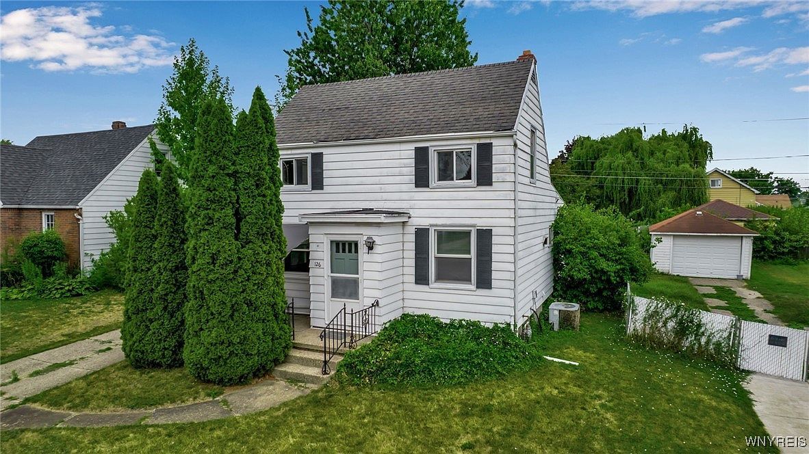 126 Leonard Post Dr Buffalo, NY 14211 - Thumbnail 2