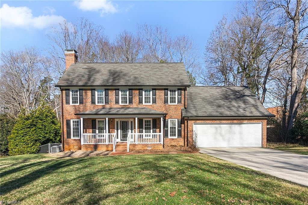 304 Courtland Dr Elon, NC 27244 - Thumbnail 2