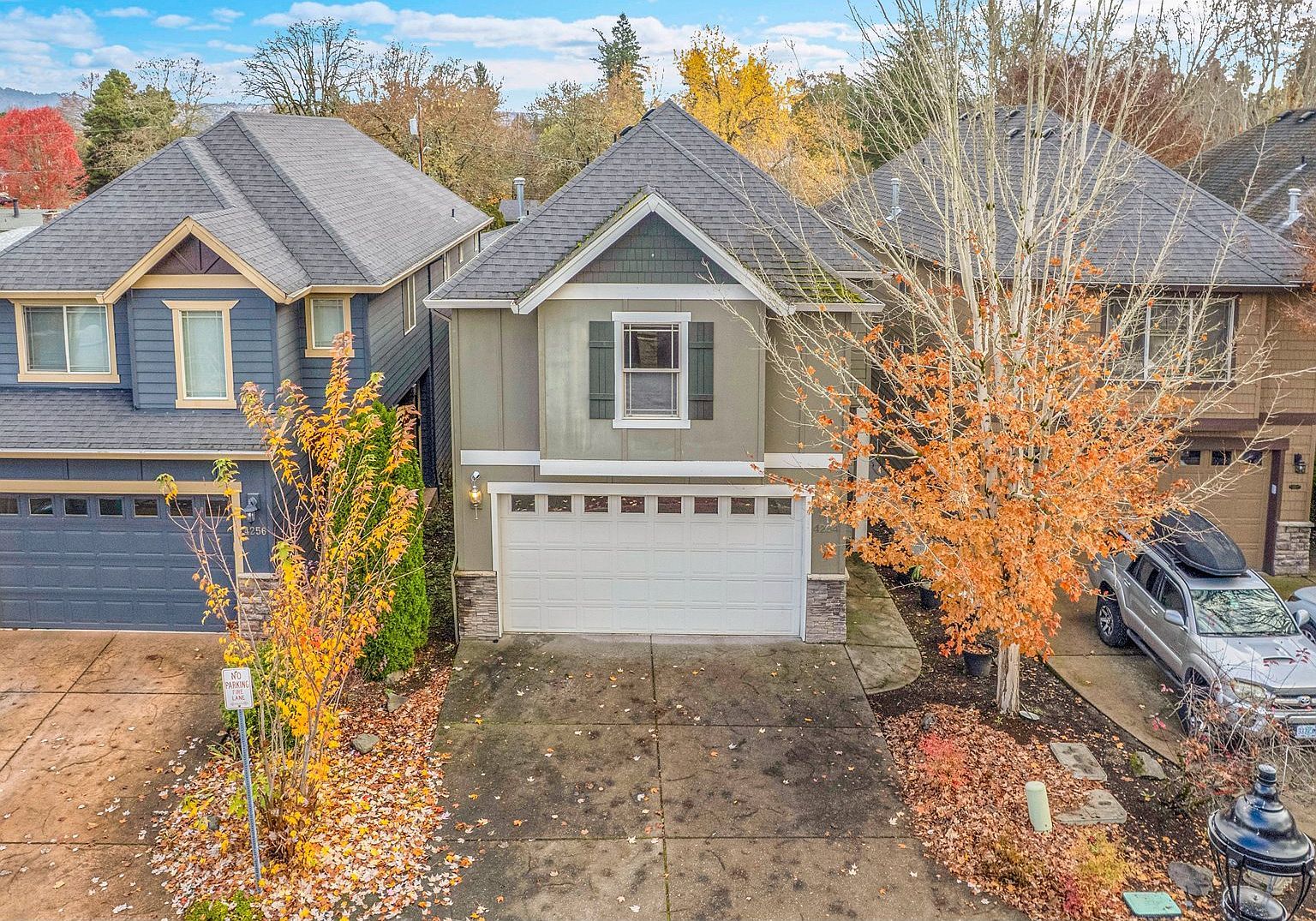 4264 SW Highgate Ter Beaverton, OR 97078 - Thumbnail 2
