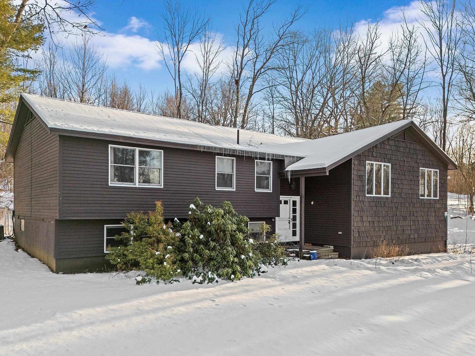 25 Sherwood Forest Dr Gilford, NH 03249 - Thumbnail 2