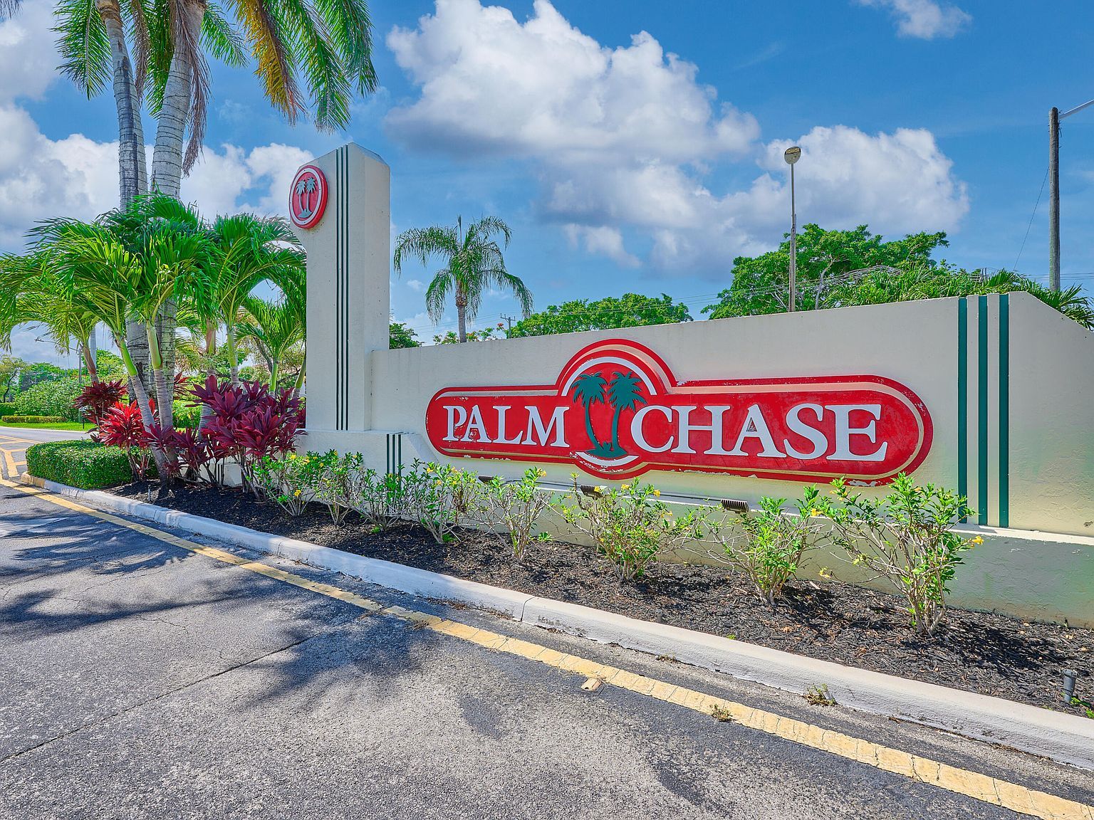 10828 Lake Palm Ln APT 202 Boynton Beach, FL 33437 - Thumbnail 2