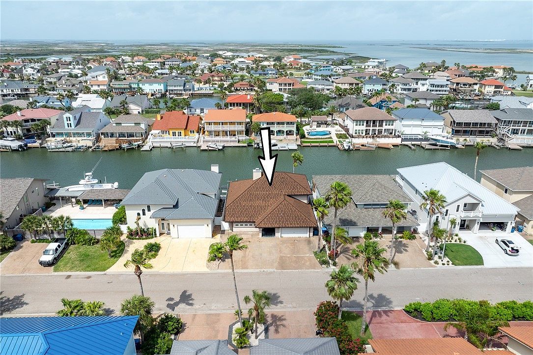 465 Marina Dr Port Aransas, TX 78373 - Thumbnail 2