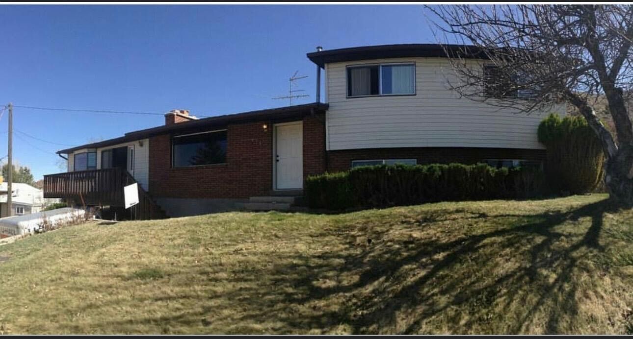 475 E Parkway Dr Cedar City, UT 84721 - Thumbnail 2