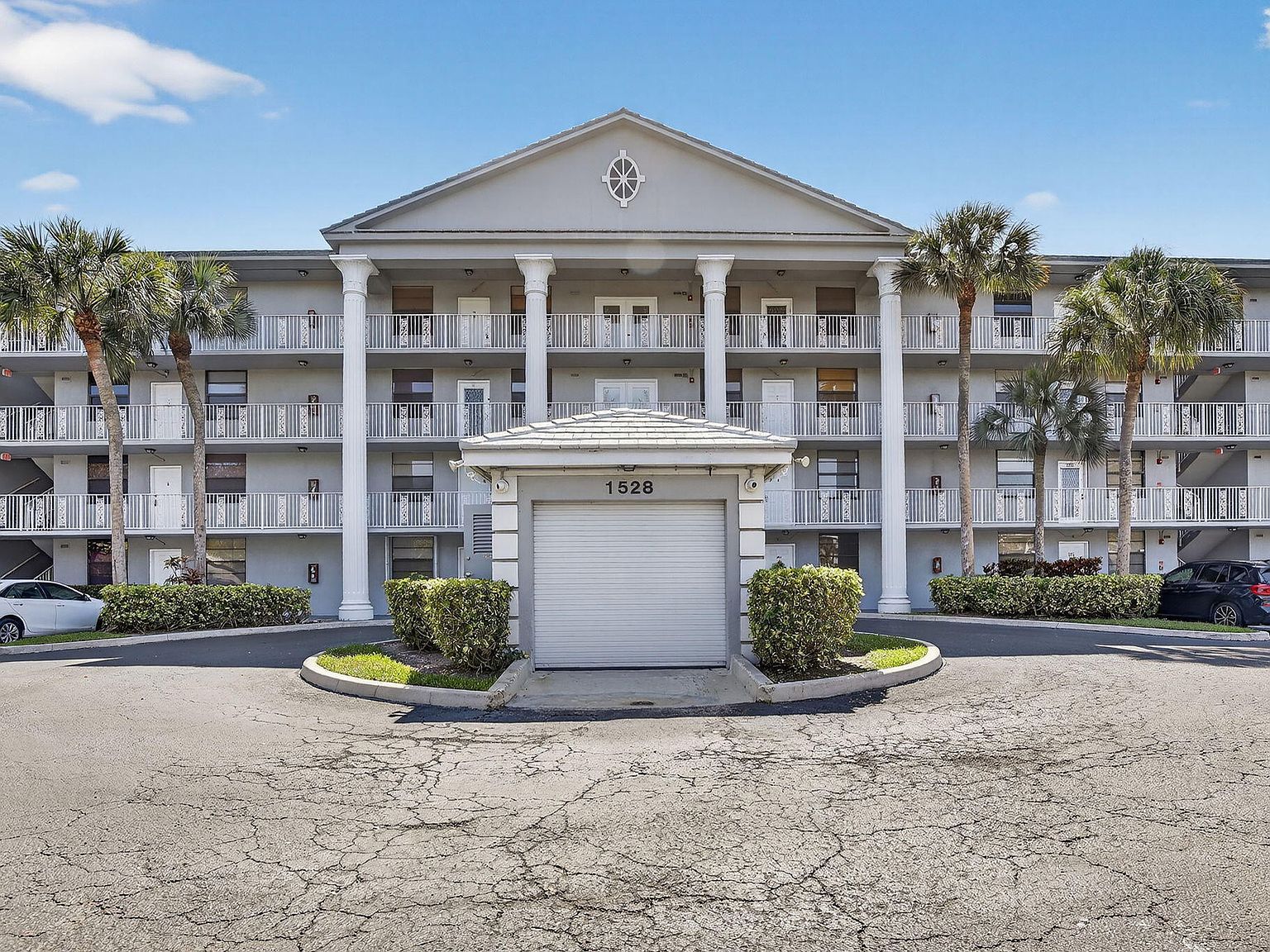 1528 Whitehall Dr APT 202 Davie, FL 33324  | Condominium