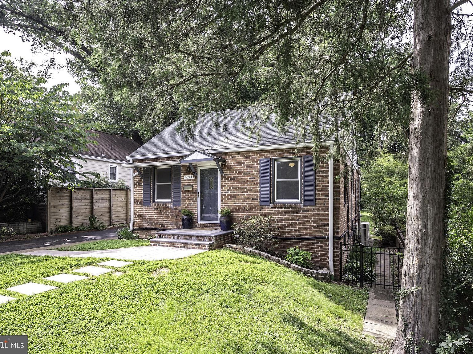 4741 20th St N Arlington, VA 22207 - Thumbnail 2