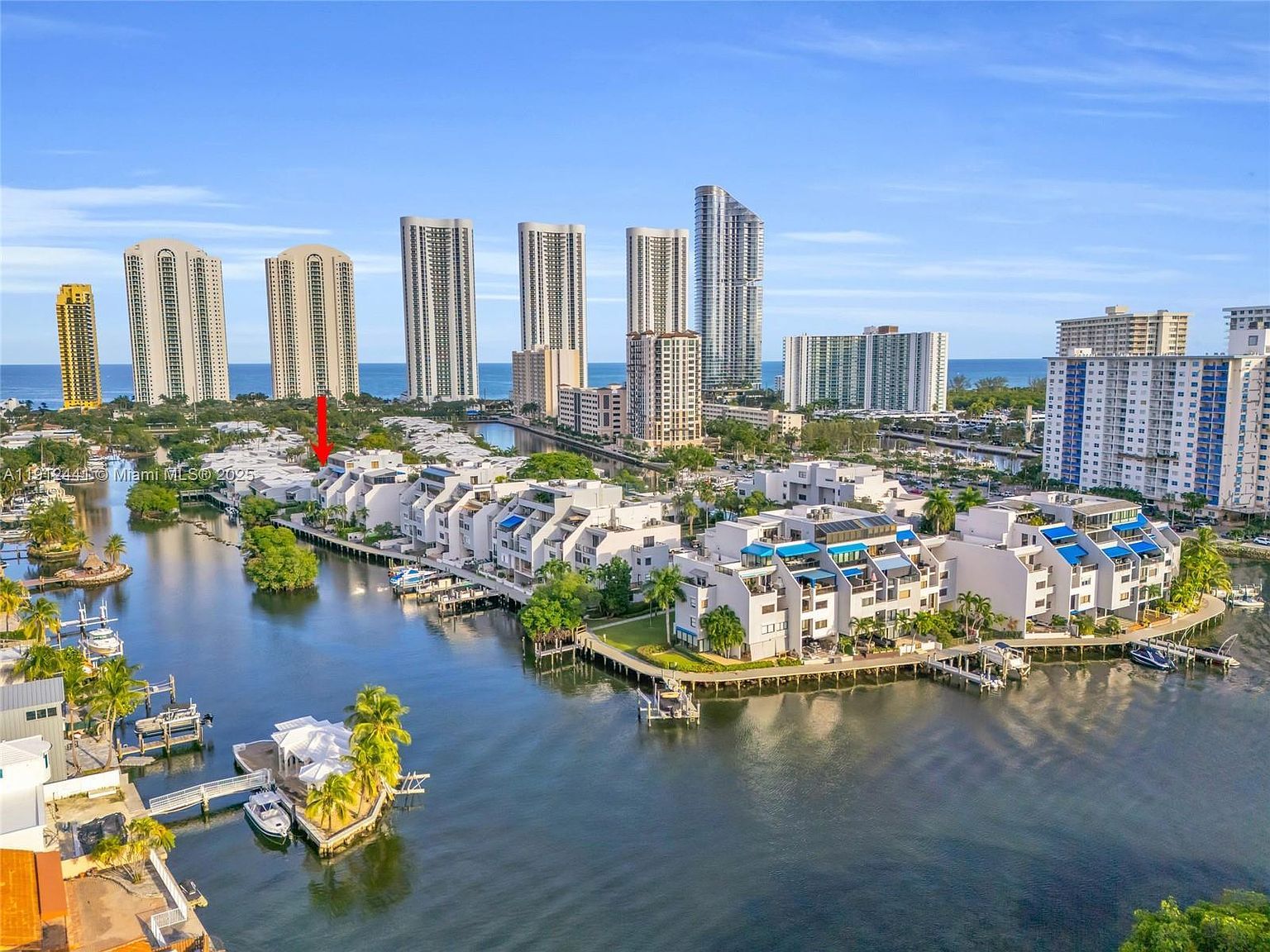 355 Poinciana Dr #1130 North Miami Beach, FL 33160 - Thumbnail 2