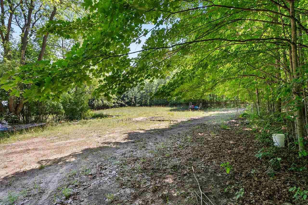 Spruce St LOT 2 East Jordan, MI 49727 - Thumbnail 2