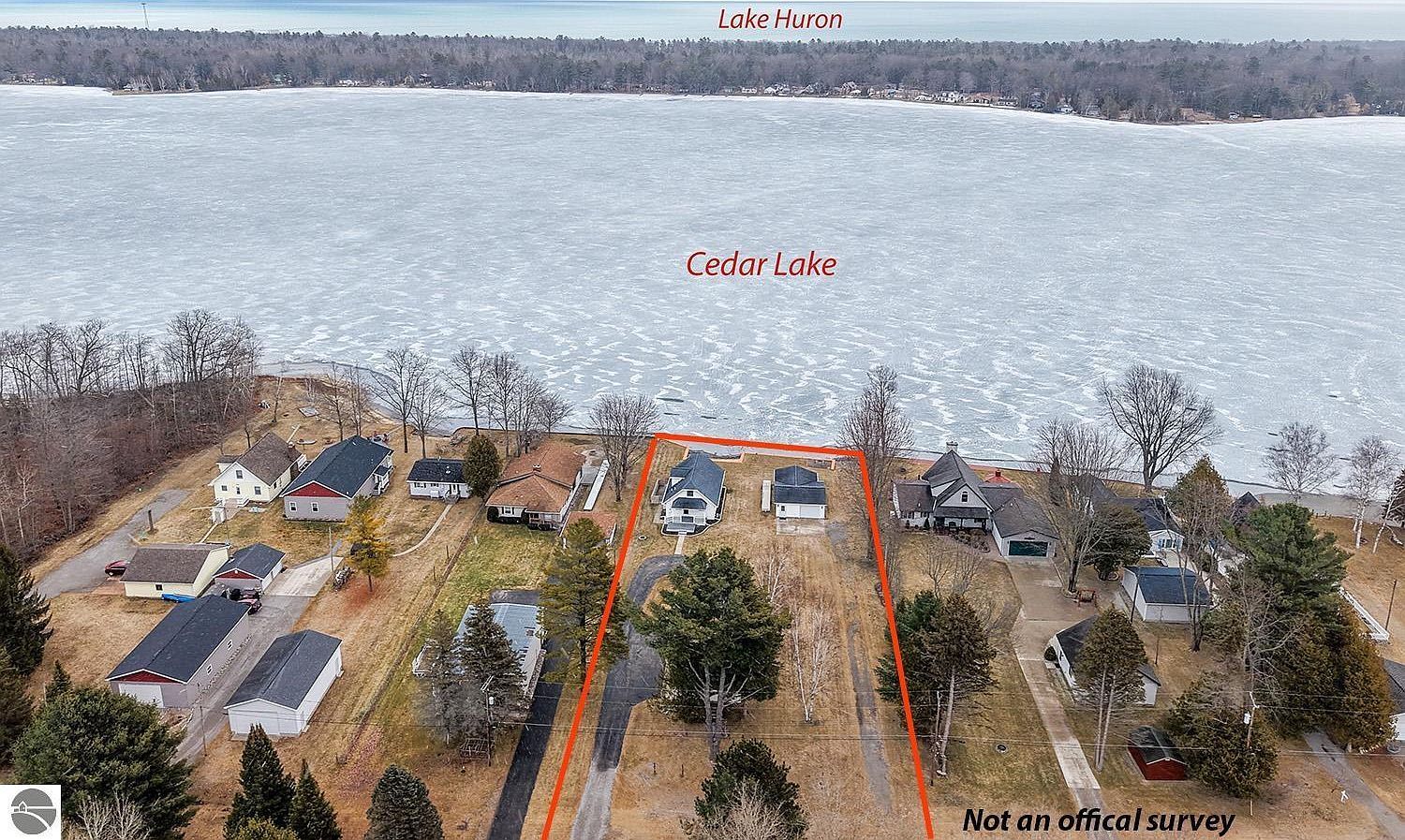 7964 Cedar Lake Rd Oscoda, MI 48750 - Thumbnail 2