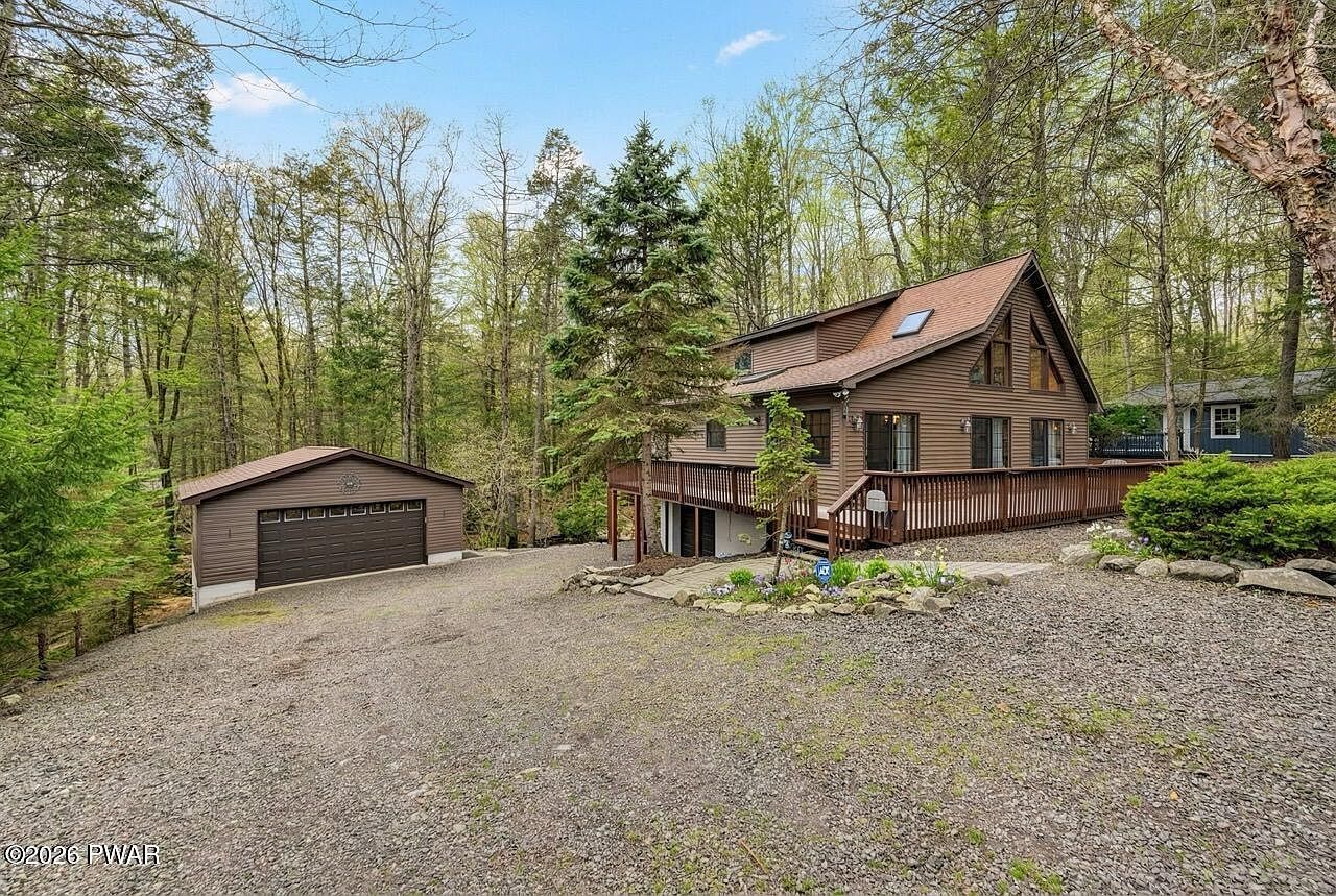 1071 Red Hawk Dr Lake Ariel, PA 18436  | Single Family