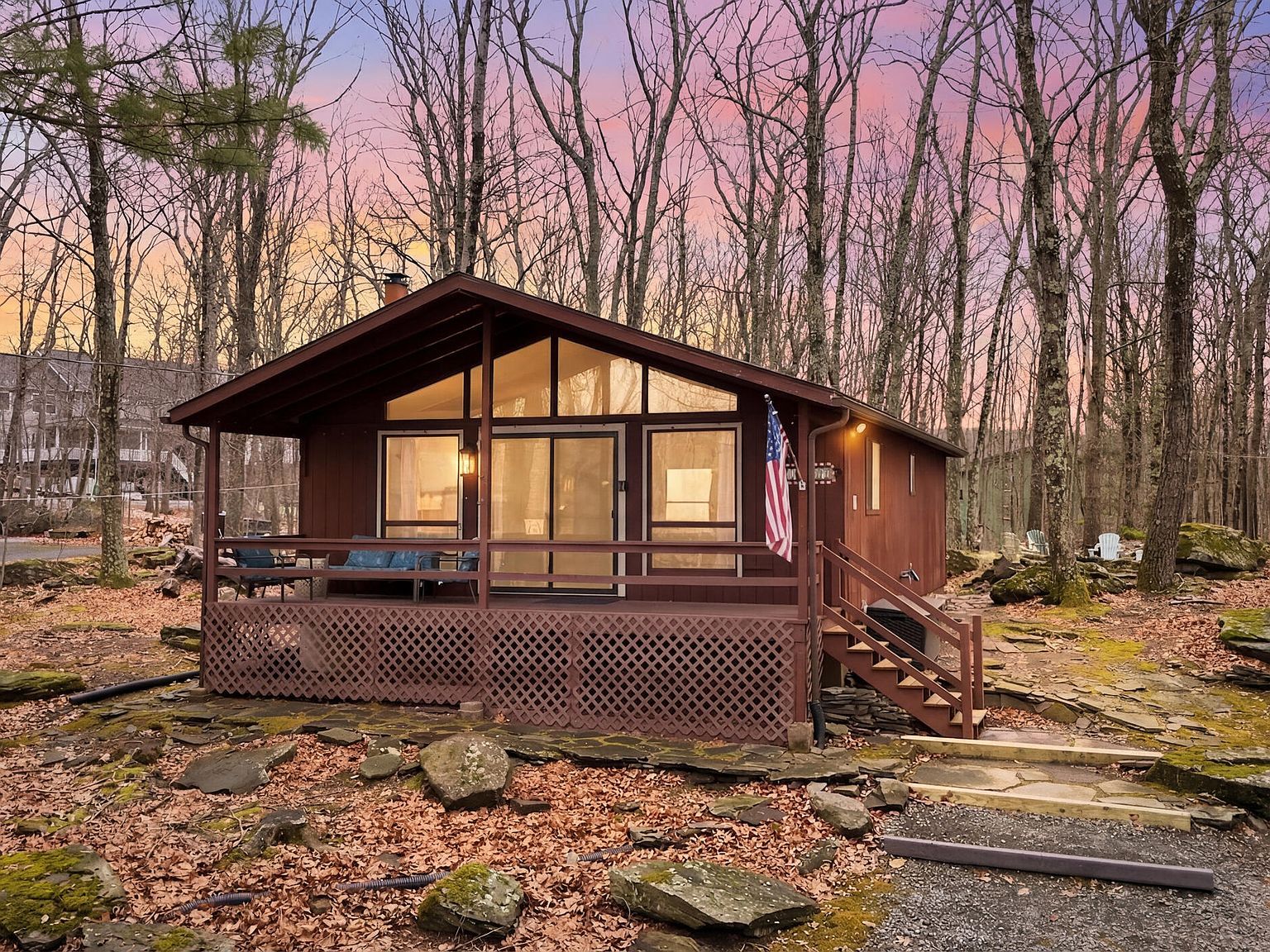 135 Candlewick Way Lackawaxen, PA 18435  | Single Family