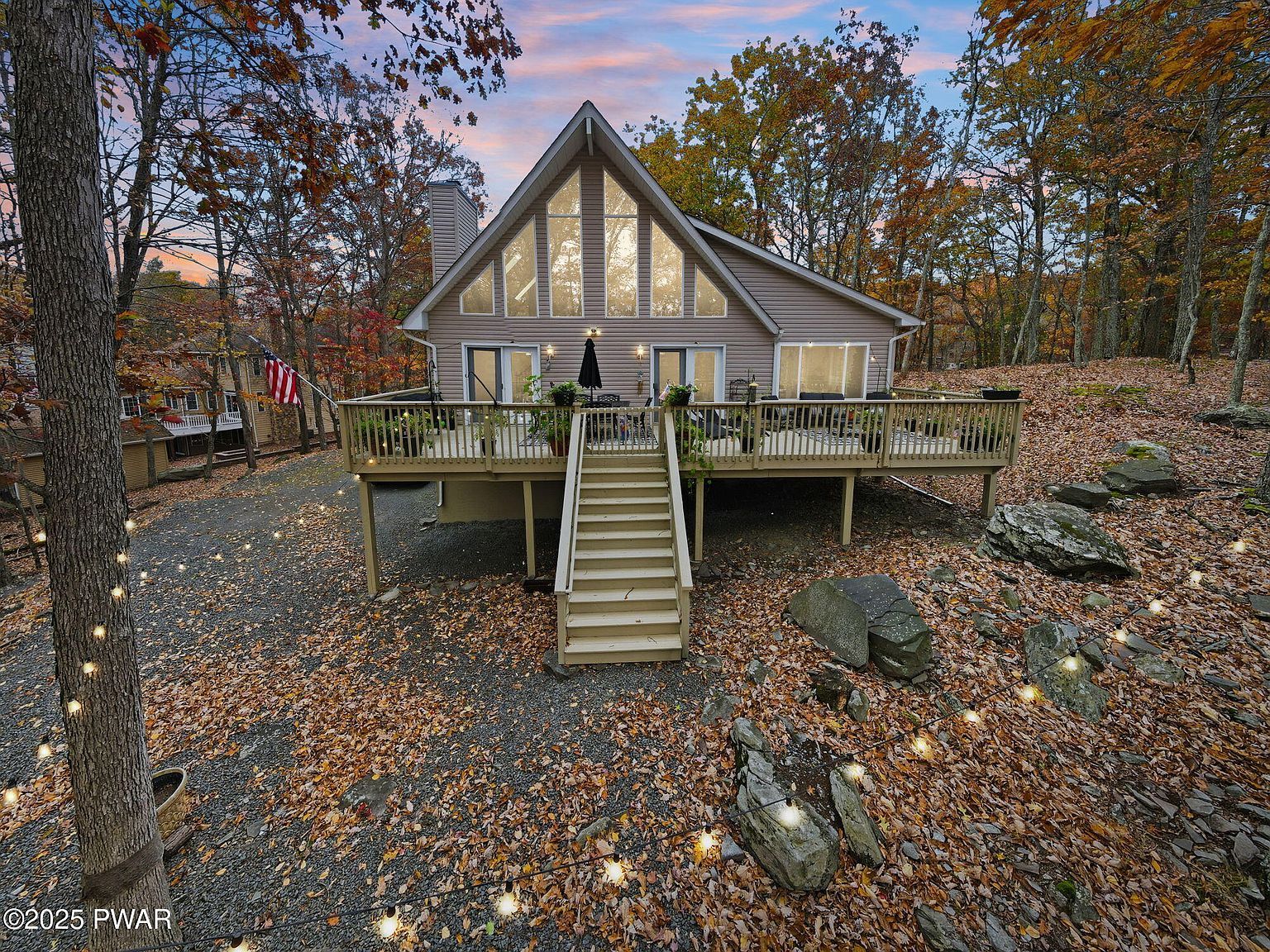 330 W Lakeview Rd Lackawaxen, PA 18435  | Single Family