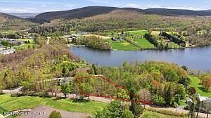 2 Country Club Pl Clarks Summit, PA 18411, 18411
