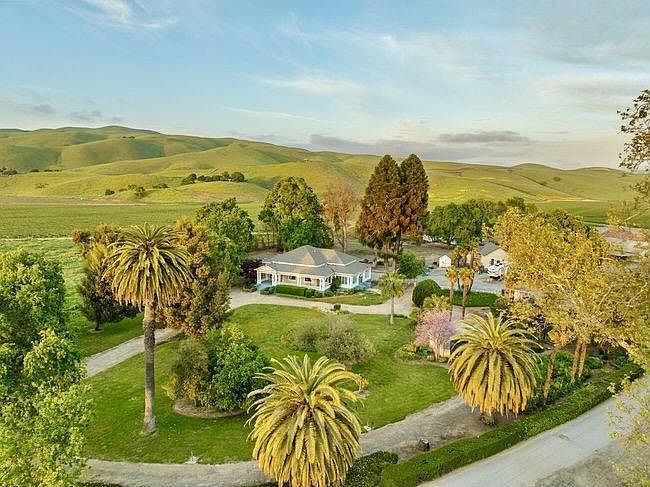 610 San Felipe Rd Gilroy, CA 95020  | Single Family