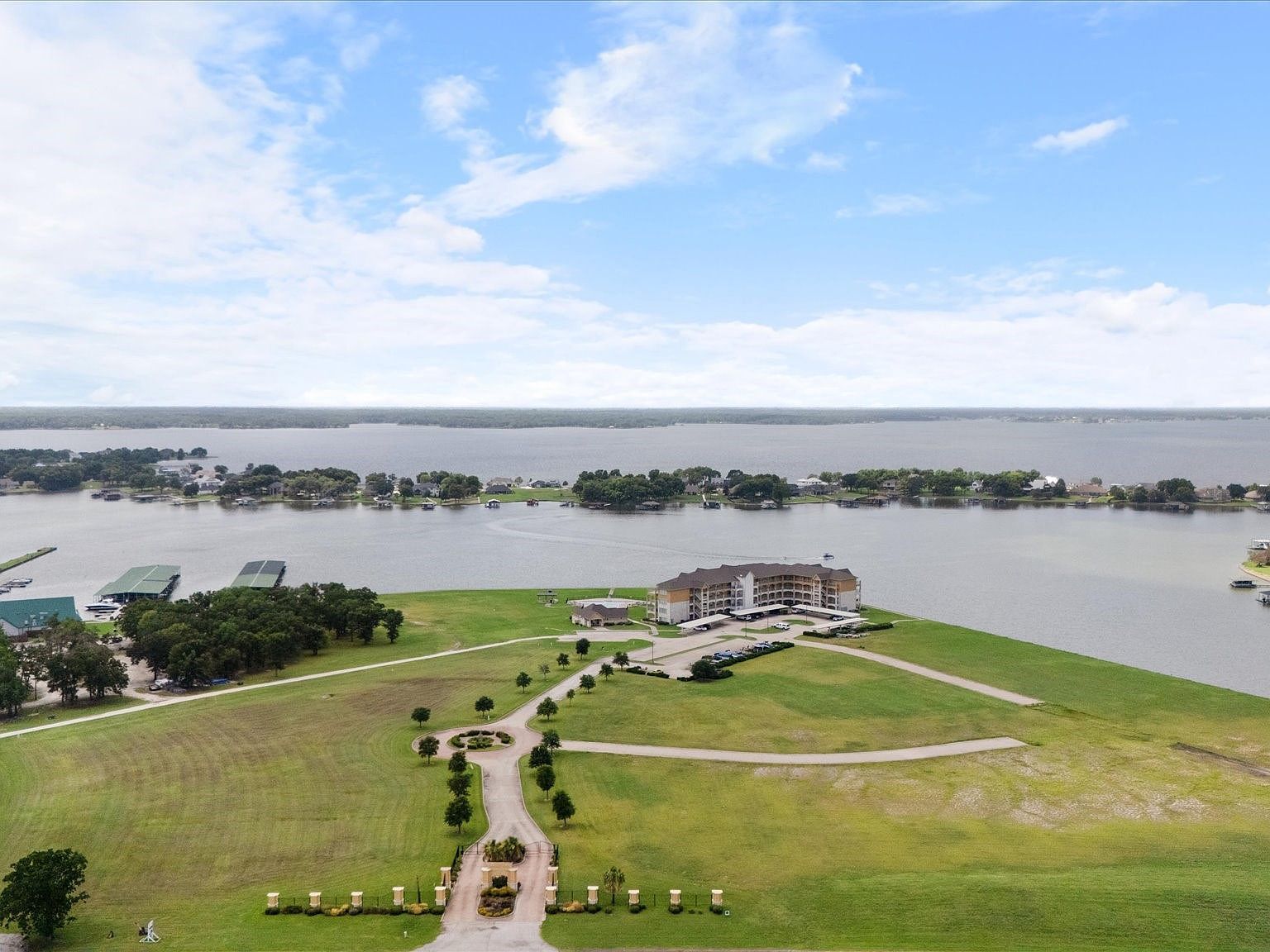 9900 Northshore Blvd APT 3105 Corsicana, TX 75109 - Thumbnail 2