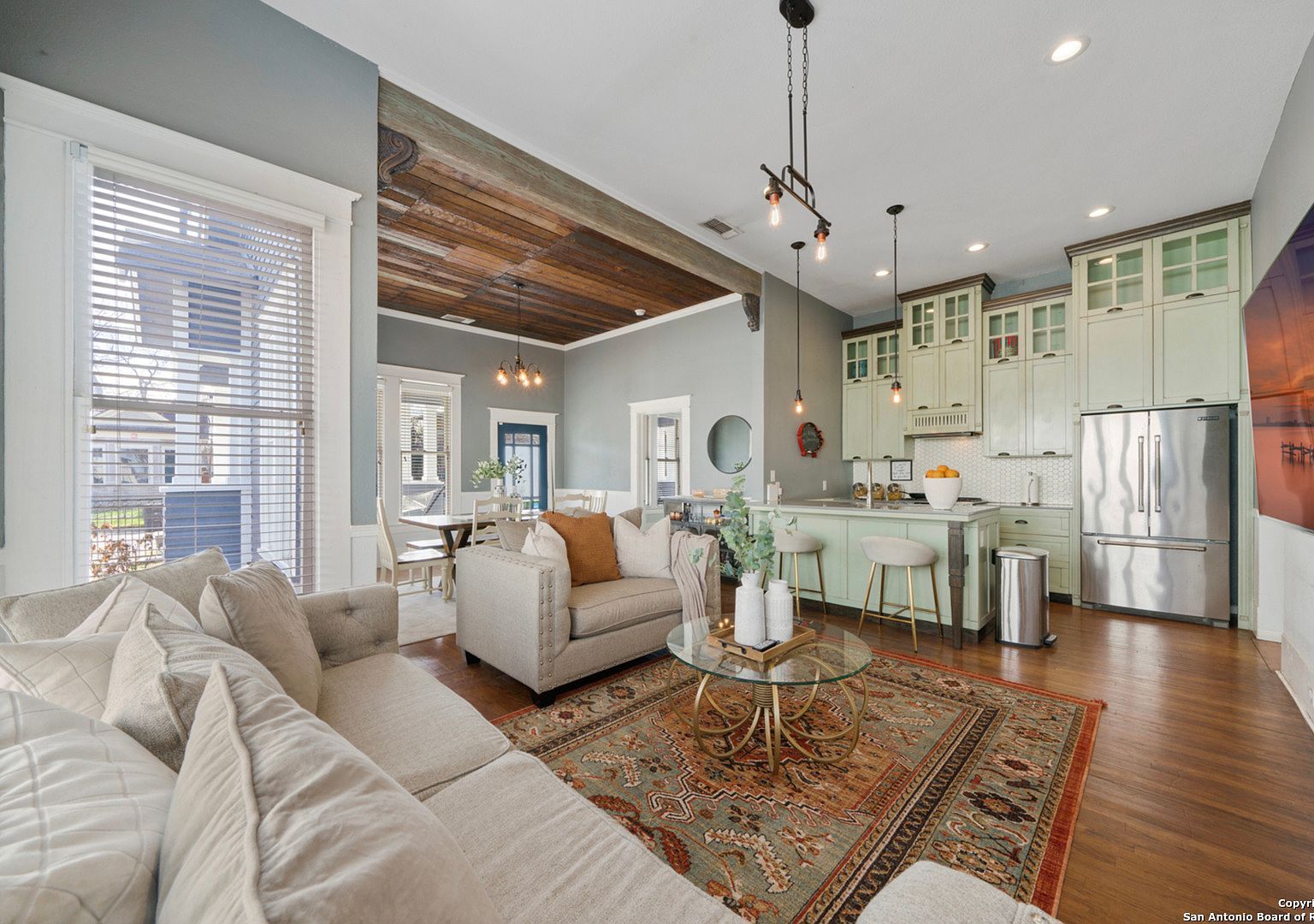 913 Burleson St San Antonio, TX 78202 - Thumbnail 2