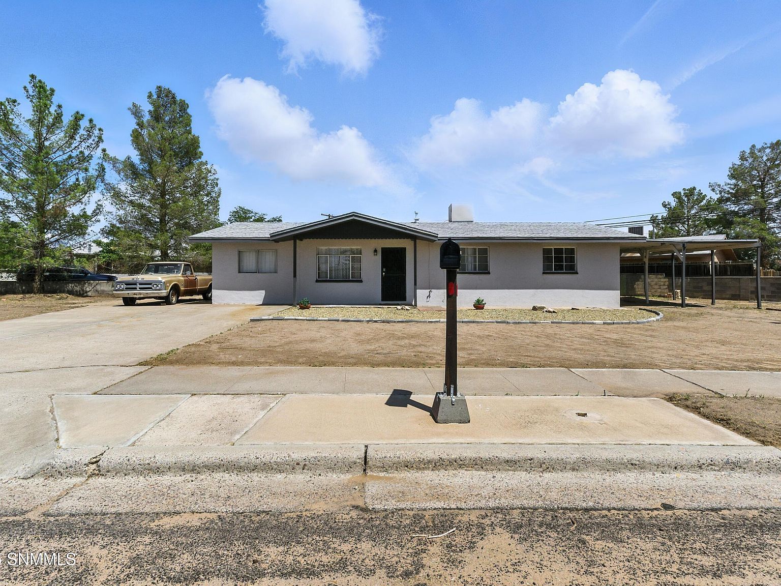 1500 Colorado Ave Las Cruces, NM 88001 - Thumbnail 2