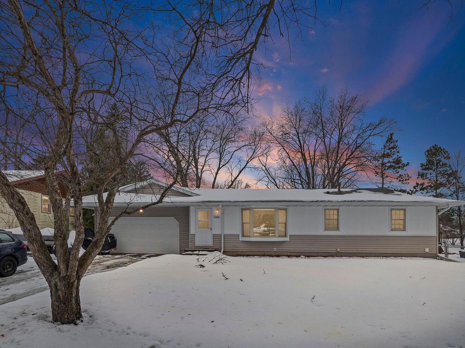 11566 Washington St NE Blaine, MN 55434 - Thumbnail 2