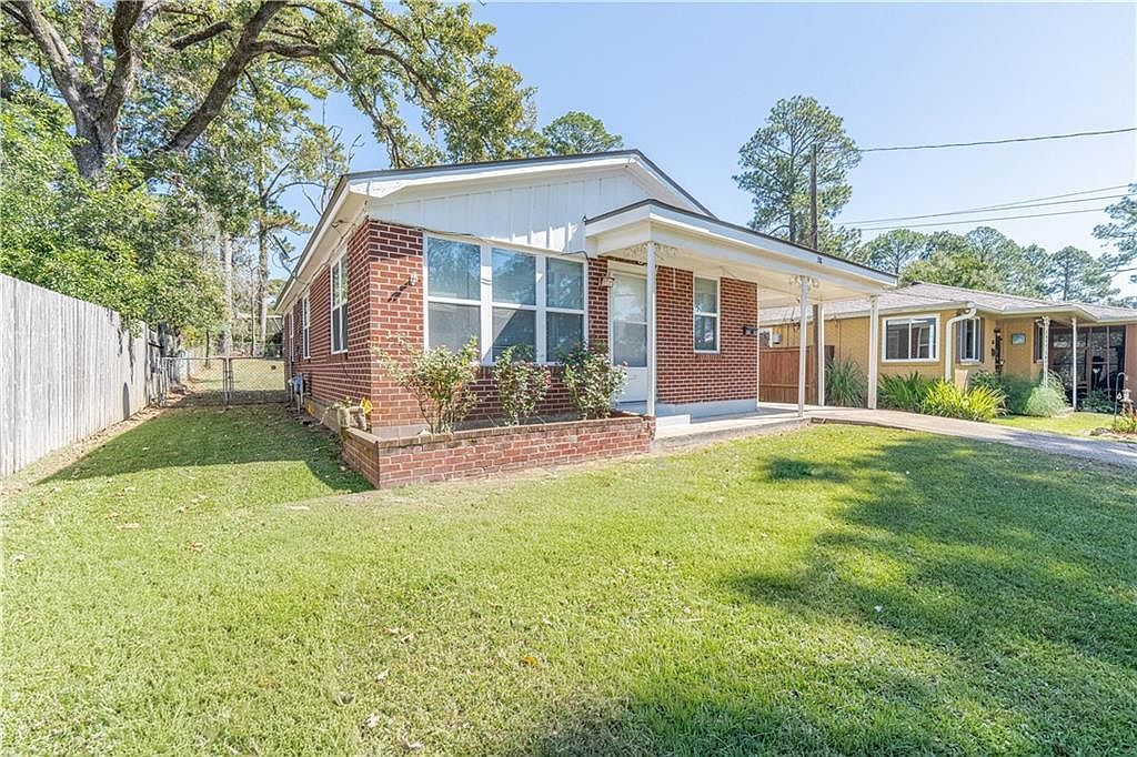 318 Claiborne St Pineville, LA 71360 - Thumbnail 2
