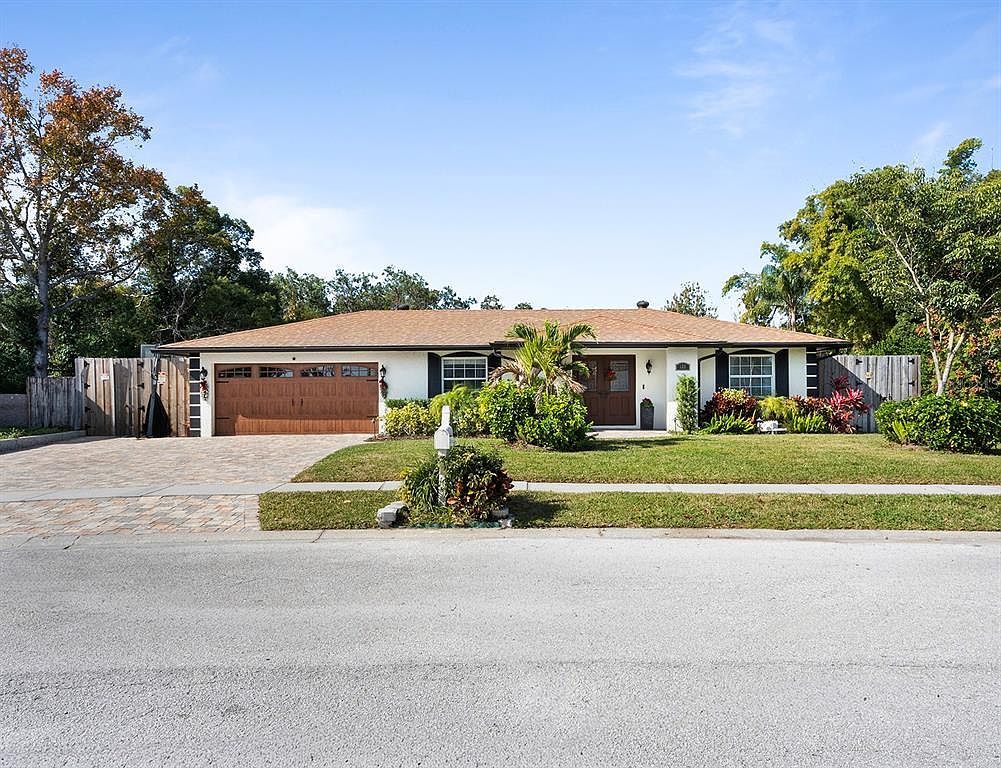 122 Bearss Cir Longwood, FL 32750 | Single Family
