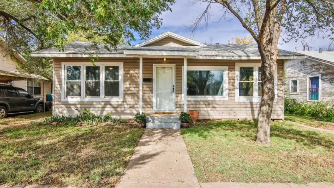 2118 16th Street, Lubbock, TX, USA, 79401 - Thumbnail 2