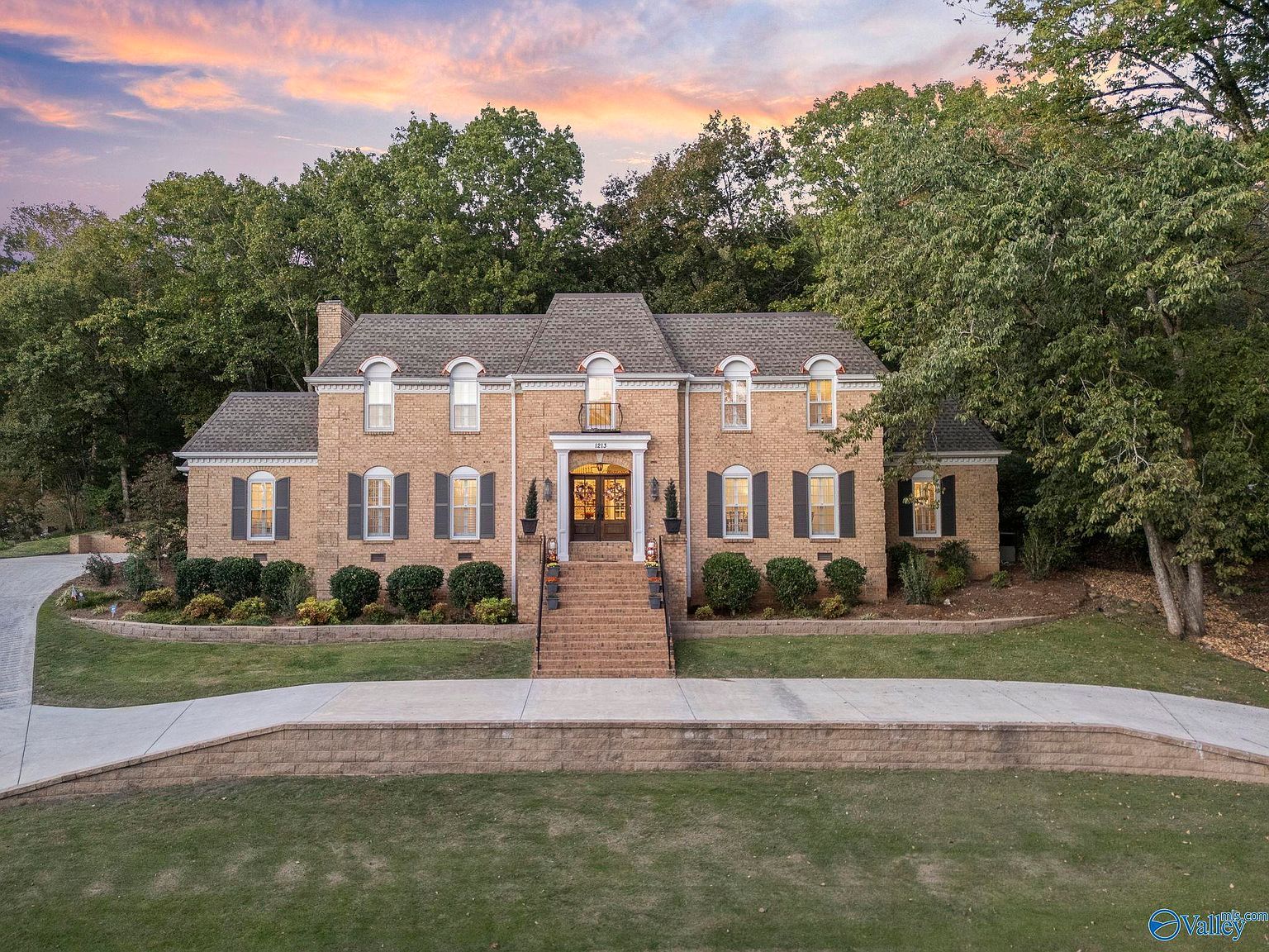 1213 Deborah Dr SE Huntsville, AL 35801 - Thumbnail 2