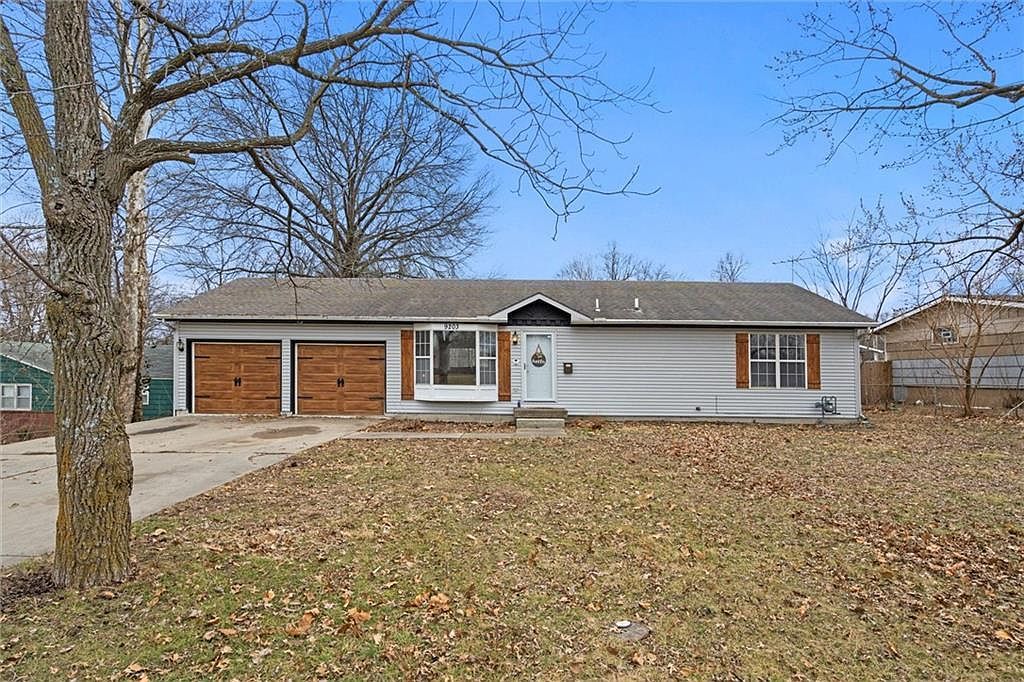 9203 E 79th St Raytown, MO 64138 - Thumbnail 2