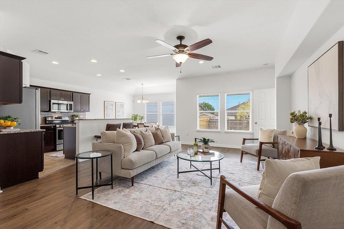 473 Goddard Kyle, TX 78640 - Thumbnail 2