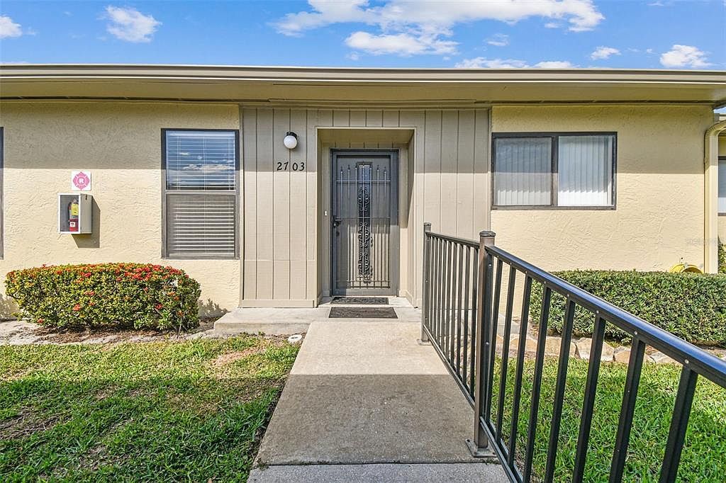 2703 60th Avenue Plz N Bradenton, FL 34207 - Thumbnail 2