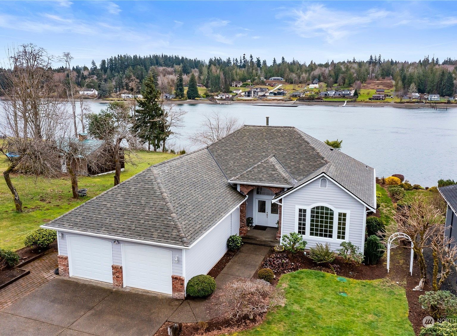 491 E Leeds Dr Shelton, WA 98584 - Thumbnail 2