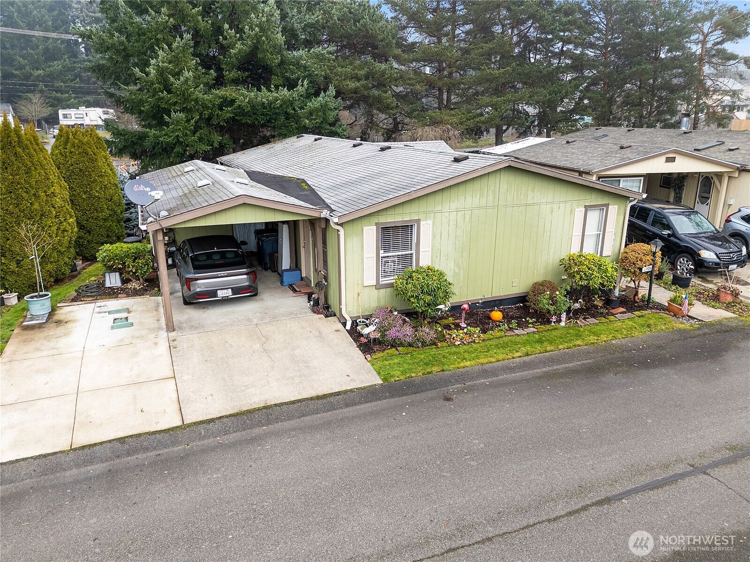 1827 137th St E #102 Tacoma, WA 98445 - Thumbnail 2