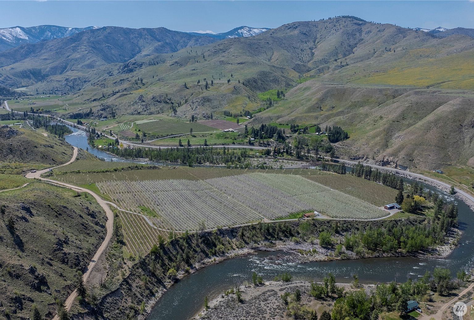 251 Burma Rd Methow, WA 98834 - Thumbnail 2