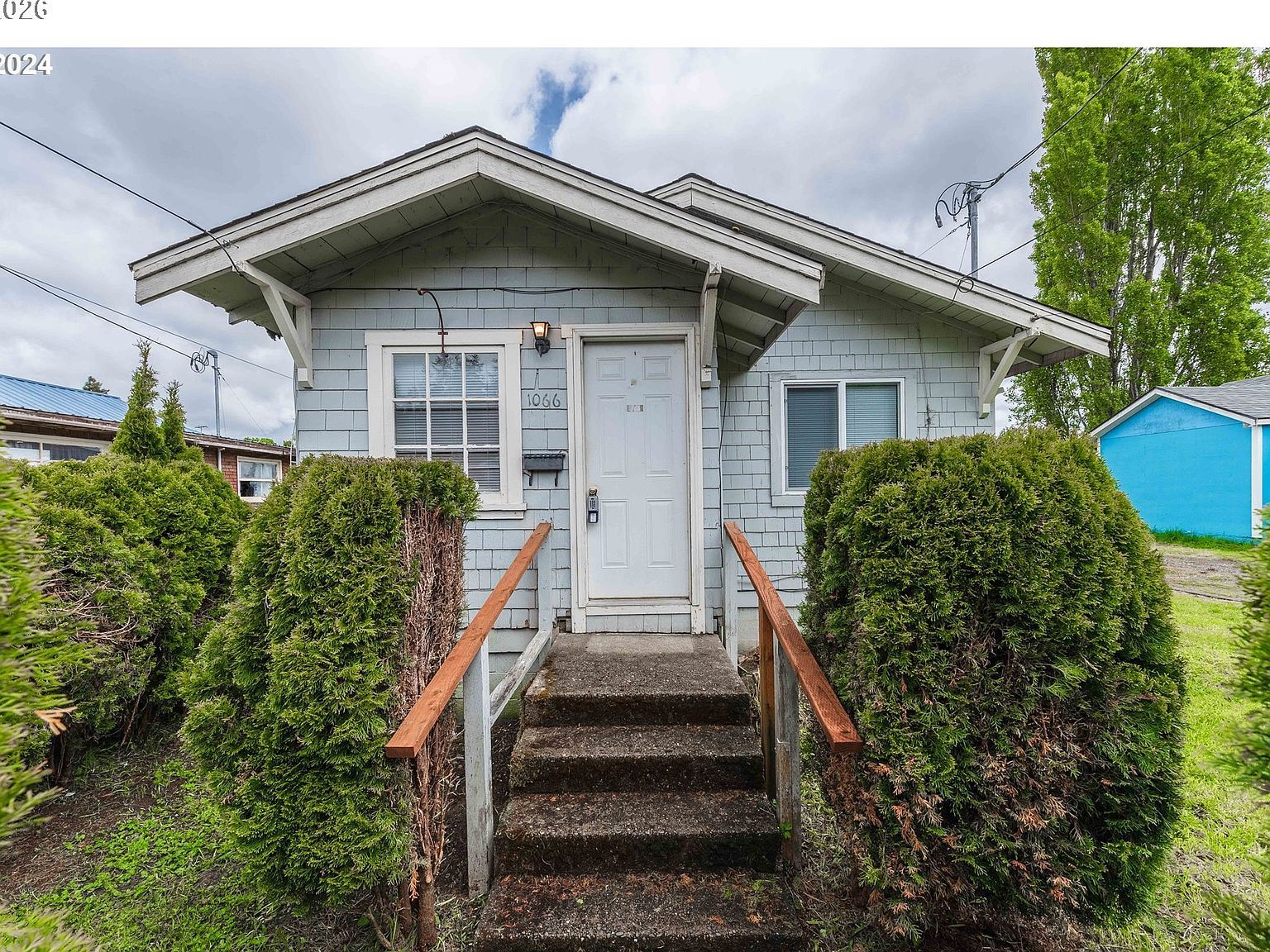 1066 S 8th St Coos Bay, OR 97420 - Thumbnail 2