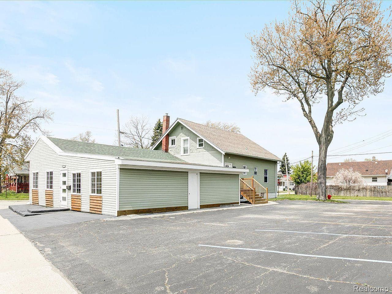 1639 Lapeer Ave Port Huron, MI 48060, 48060