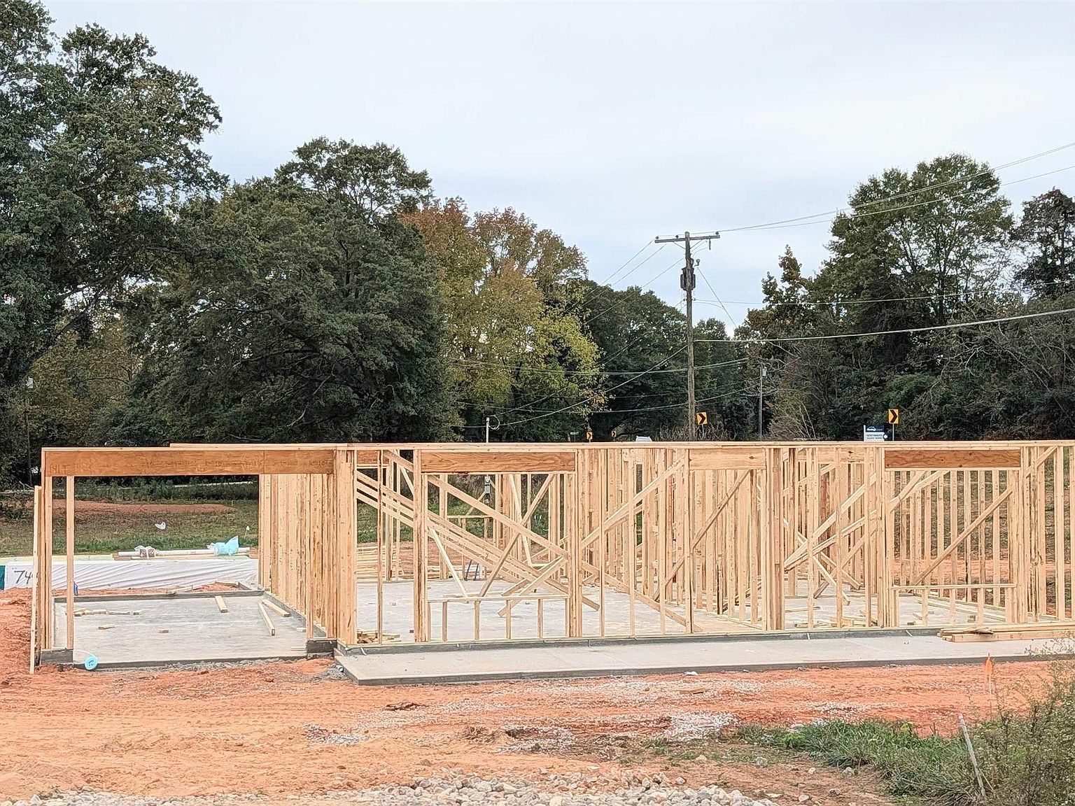 1859 Reid School Rd Taylors, SC 29687 - Thumbnail 2