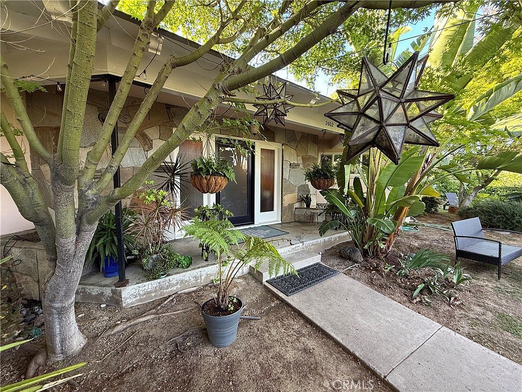 2602 N Louise St Santa Ana, CA 92706 - Thumbnail 2