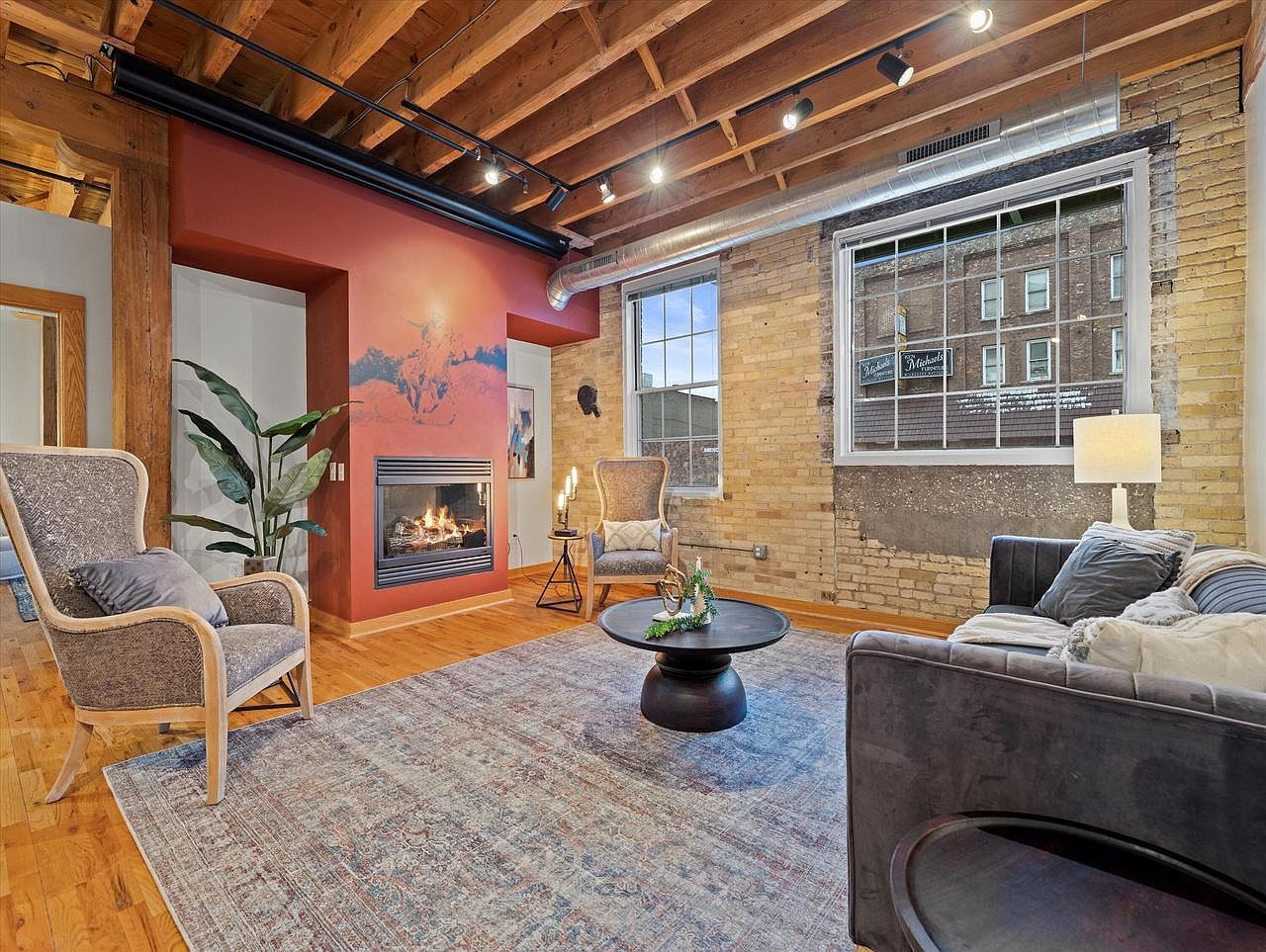 418 N 3rd St UNIT 110 Milwaukee, WI 53203 - Thumbnail 2