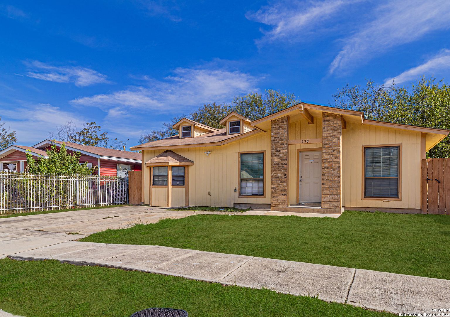 530 Valley Park Dr San Antonio, TX 78227 - Thumbnail 2