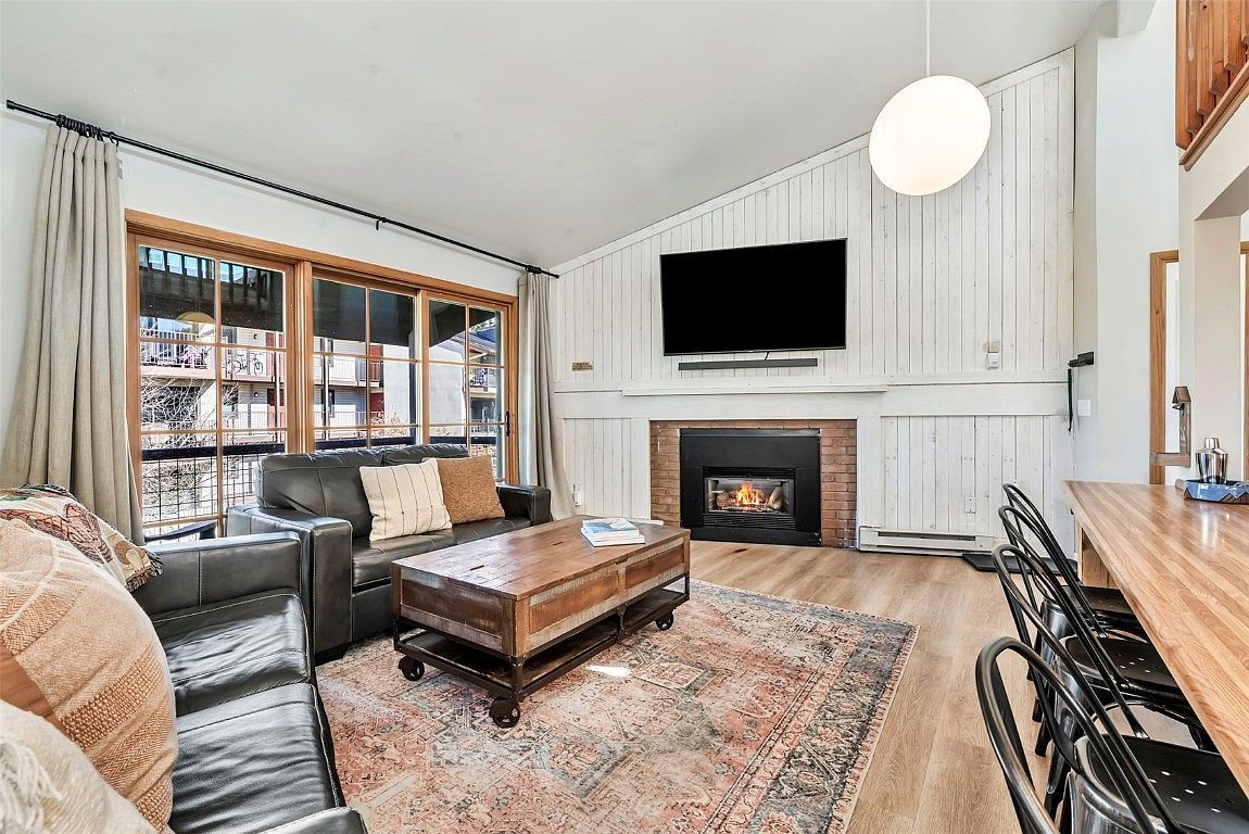 2955 Columbine Dr #210 Steamboat Springs, CO 80487 - Thumbnail 2