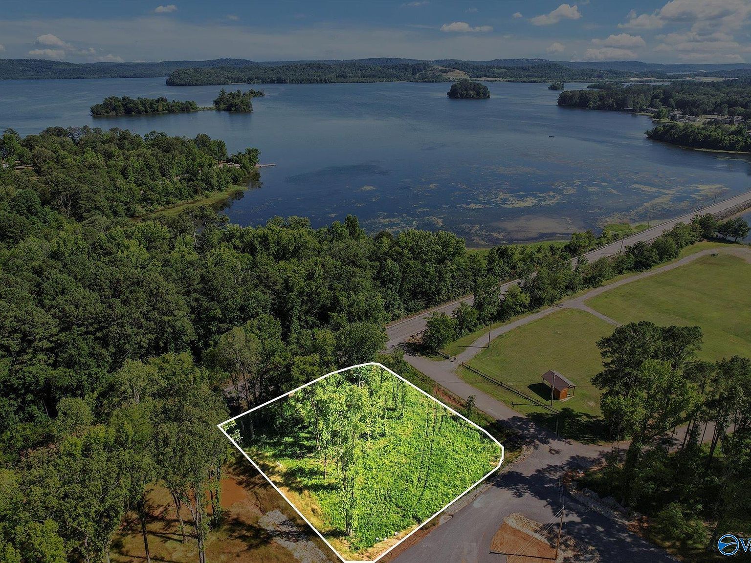 22 Adventure Rd Guntersville, AL 35976 - Thumbnail 2