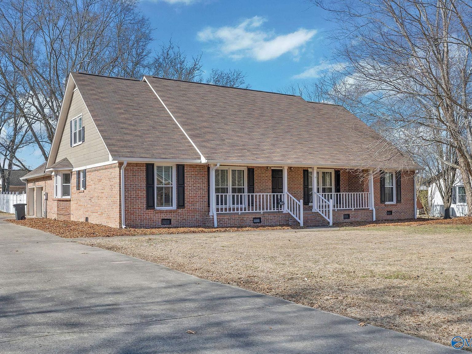 5638 Pawnee Cir Guntersville, AL 35976 - Thumbnail 2