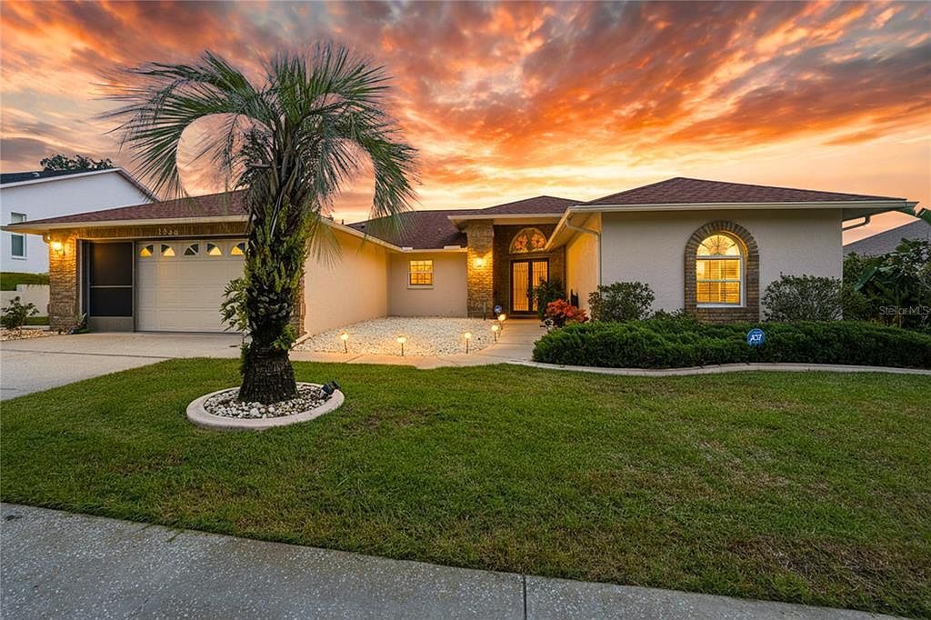 1250 Masada Ln Spring Hill, FL 34608 - Thumbnail 2