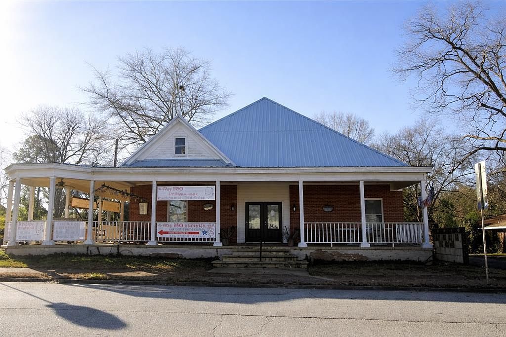 1504 Broad St Lumpkin, GA 31815  | Single Family