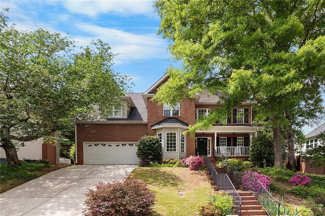 204 S Staghorn Ln Greer, SC 29650  | Single Family