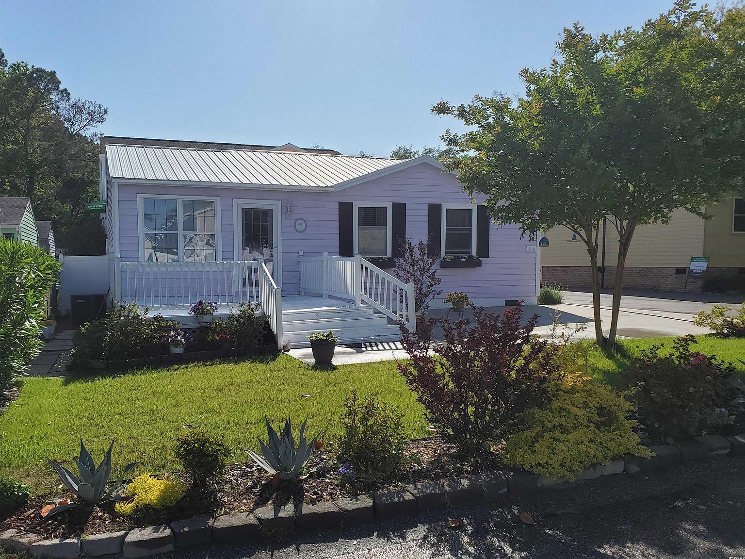 711A 3rd Ave S North Myrtle Beach, SC 29582 - Thumbnail 2