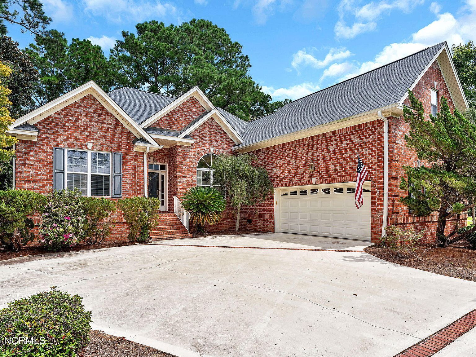 154 Windsor Cir SW Ocean Isle Beach, NC 28469 - Thumbnail 2