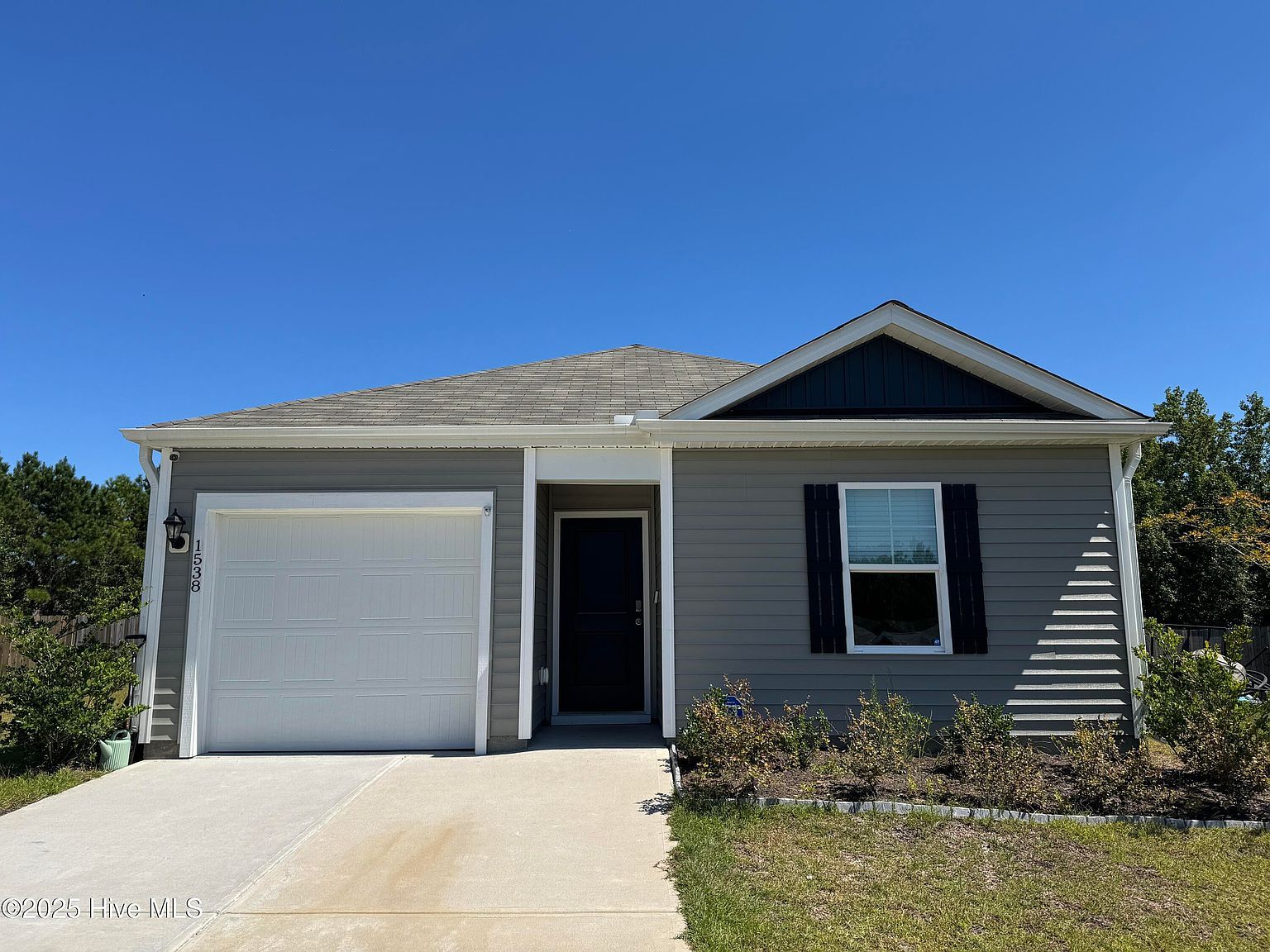 1538 King Lucius Way SE Bolivia, NC 28422 - Thumbnail 2