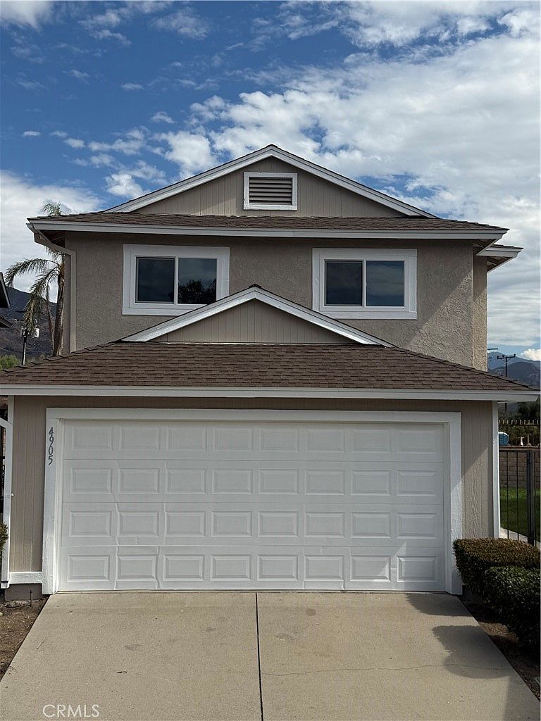 4905 Village Green Way San Bernardino, CA 92407 - Thumbnail 2