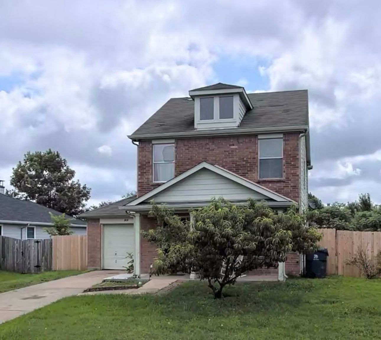 1414 Hardned Ln Dallas, TX 75217 | Single Family